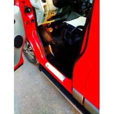 Бокові пороги Maya (2 шт., Алюміній) Довга база для Renault Trafic 2015- рр