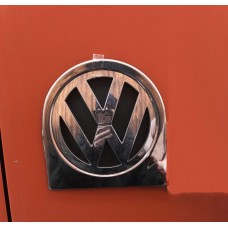 Обводка заднего логотипа (нерж) для Volkswagen Caddy 2004-2010 гг