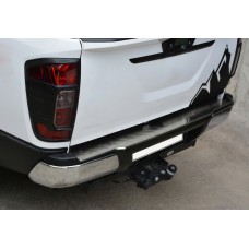 Накладка на задній бампер (нерж) для Nissan Navara/NP300 2016- рр
