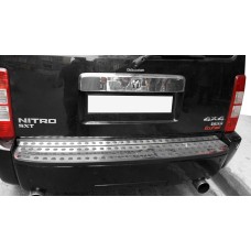 Накладка на задній бампер (нерж) для Dodge Nitro 2007- рр