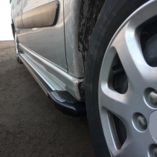 Бокові пороги Rainbow (2 шт., алюміній) M - Середня база для Citroen Jumpy/Dispatch 2017- рр
