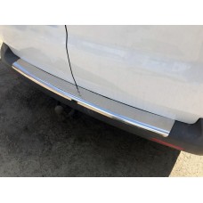 Накладка на задній бампер з загином (Carmos V1, сталь) для Volkswagen T5 Caravelle 2004-2010 рр