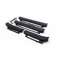 Пороги с подсветкой (черные) для Toyota Land Cruiser Prado 150