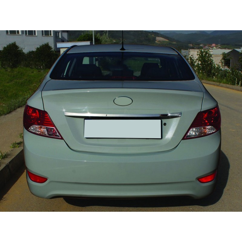 Накладка над номером (нерж.) Carmos - Турецька сталь для Hyundai Accent 2011-2017 рр