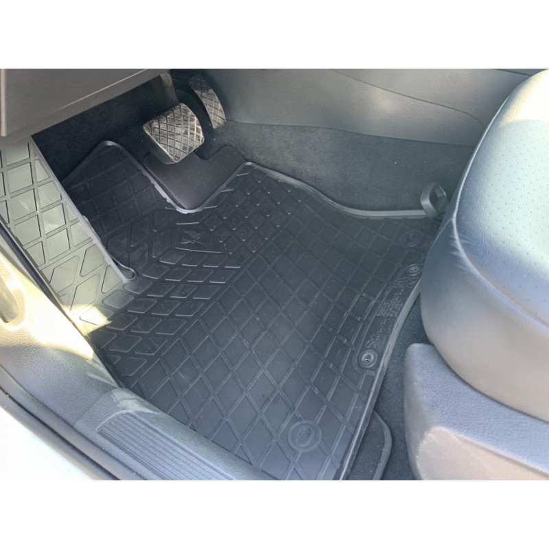 Резиновые коврики (4 шт, Stingray Premium) для Volkswagen Golf 7/E-Golf