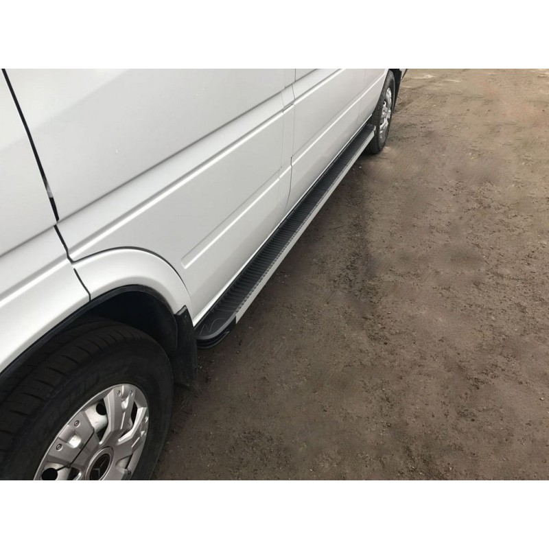 Бокові пороги Maya (2 шт., алюміній) Середня база для Mercedes Sprinter W901/902/903/904/905 1995-2006 рр