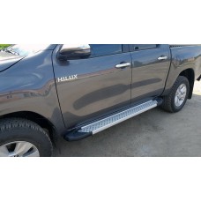 Боковые пороги Allmond Grey (2 шт., алюминий) для Toyota Hilux 2015- гг