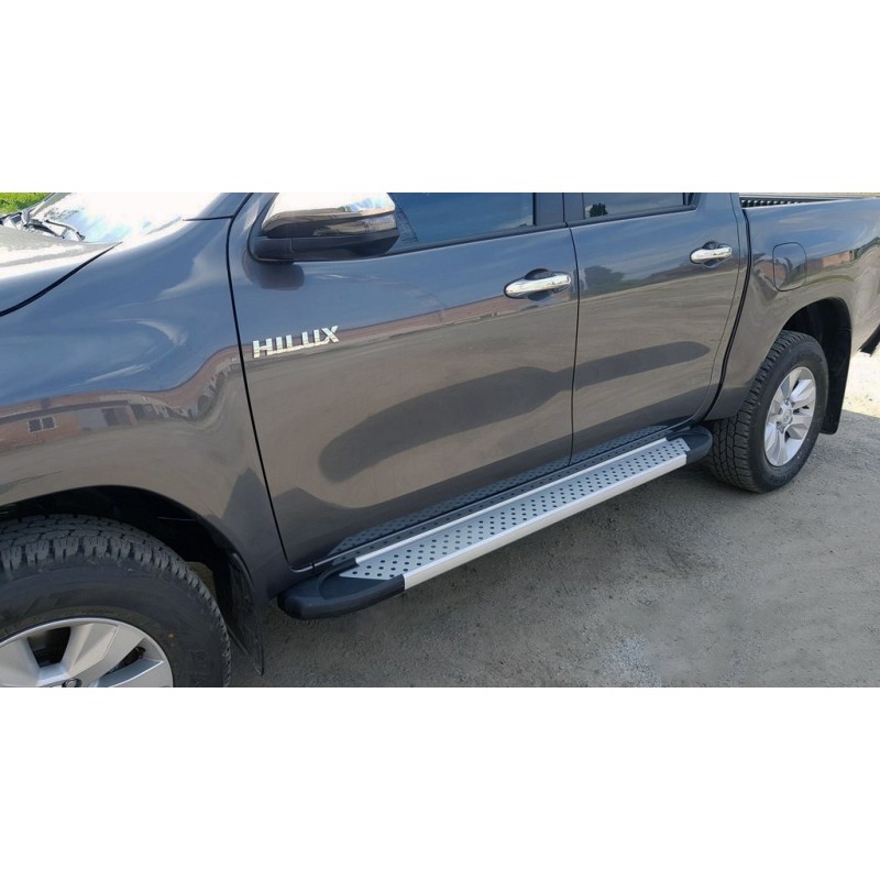 Боковые пороги Allmond Grey (2 шт., алюминий) для Toyota Hilux 2015- гг