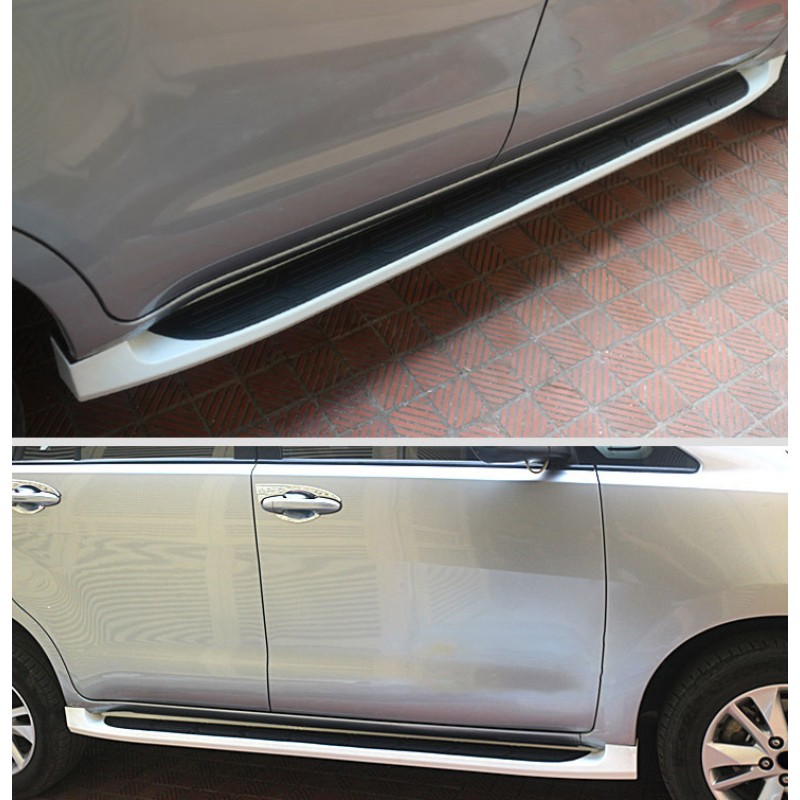 Бокові пороги (2 шт) для Toyota Innova 2015- рр